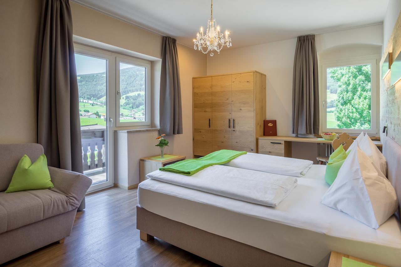 Hotel Scherer Valdaora Esterno foto