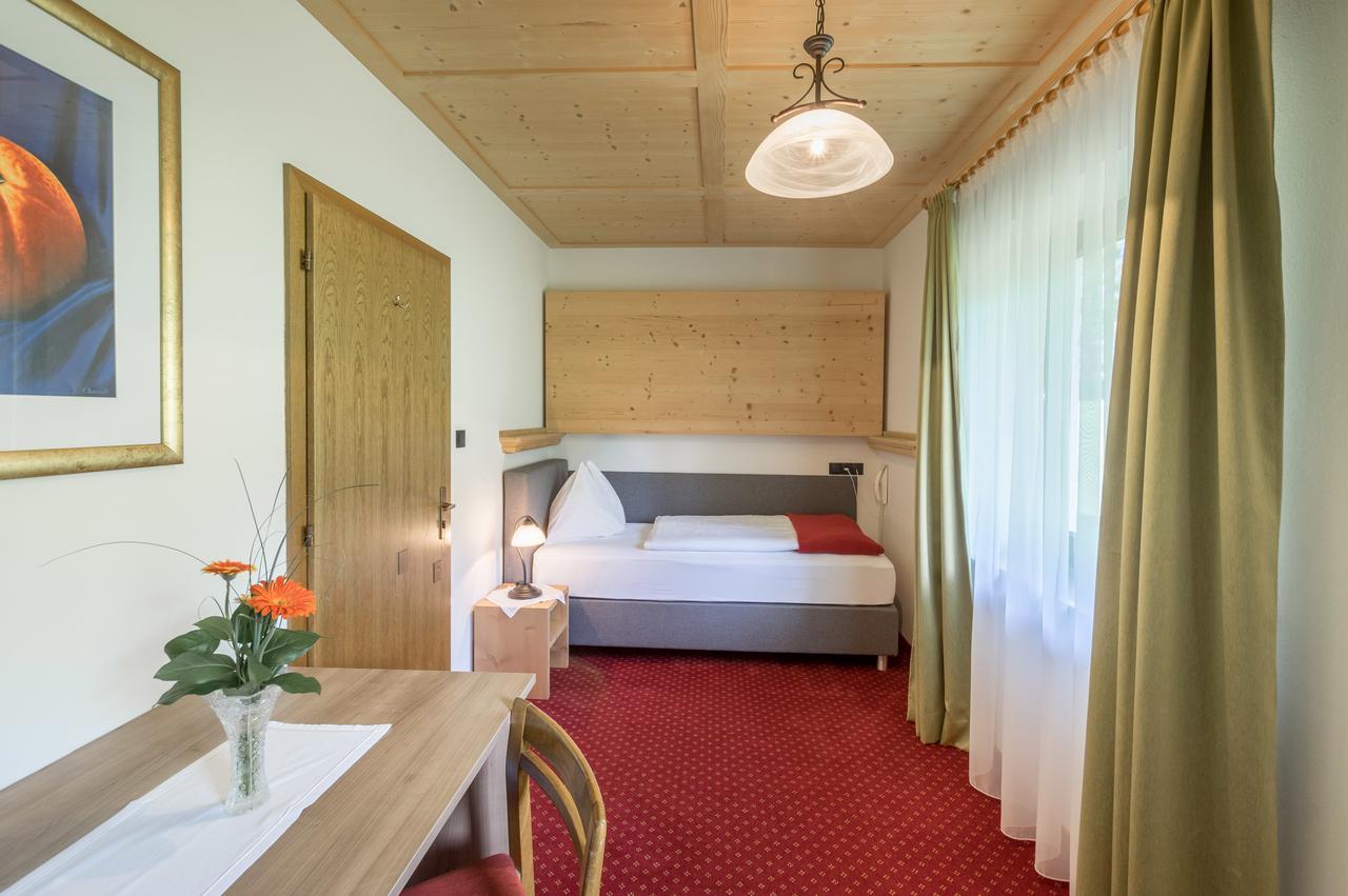 Hotel Scherer Valdaora Esterno foto